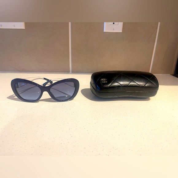 Chanel Cateye sunglasses 5264 - Picture 3 of 6